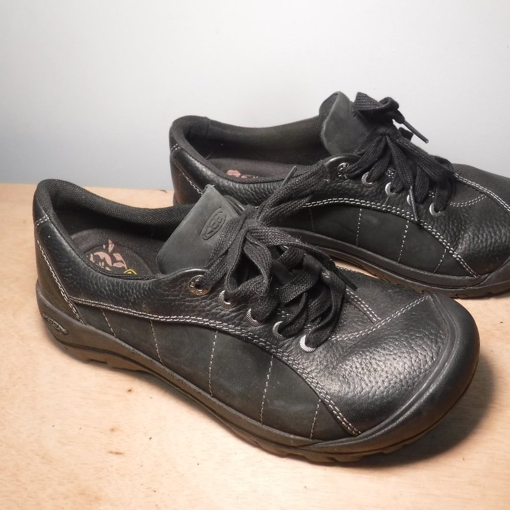Keen Black Leather Shoes Size 9.5